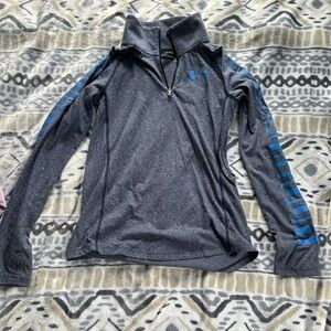 UA Zip-up